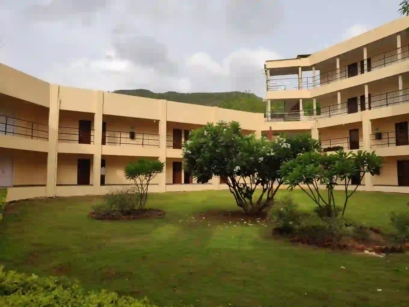 International School of Business and Media (ISB&M)