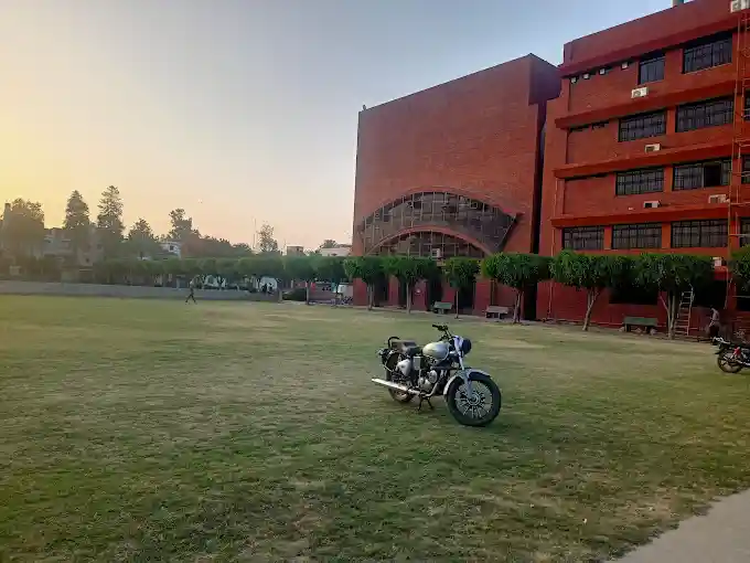 Bharati Vidyapeeth’s College of Engineering